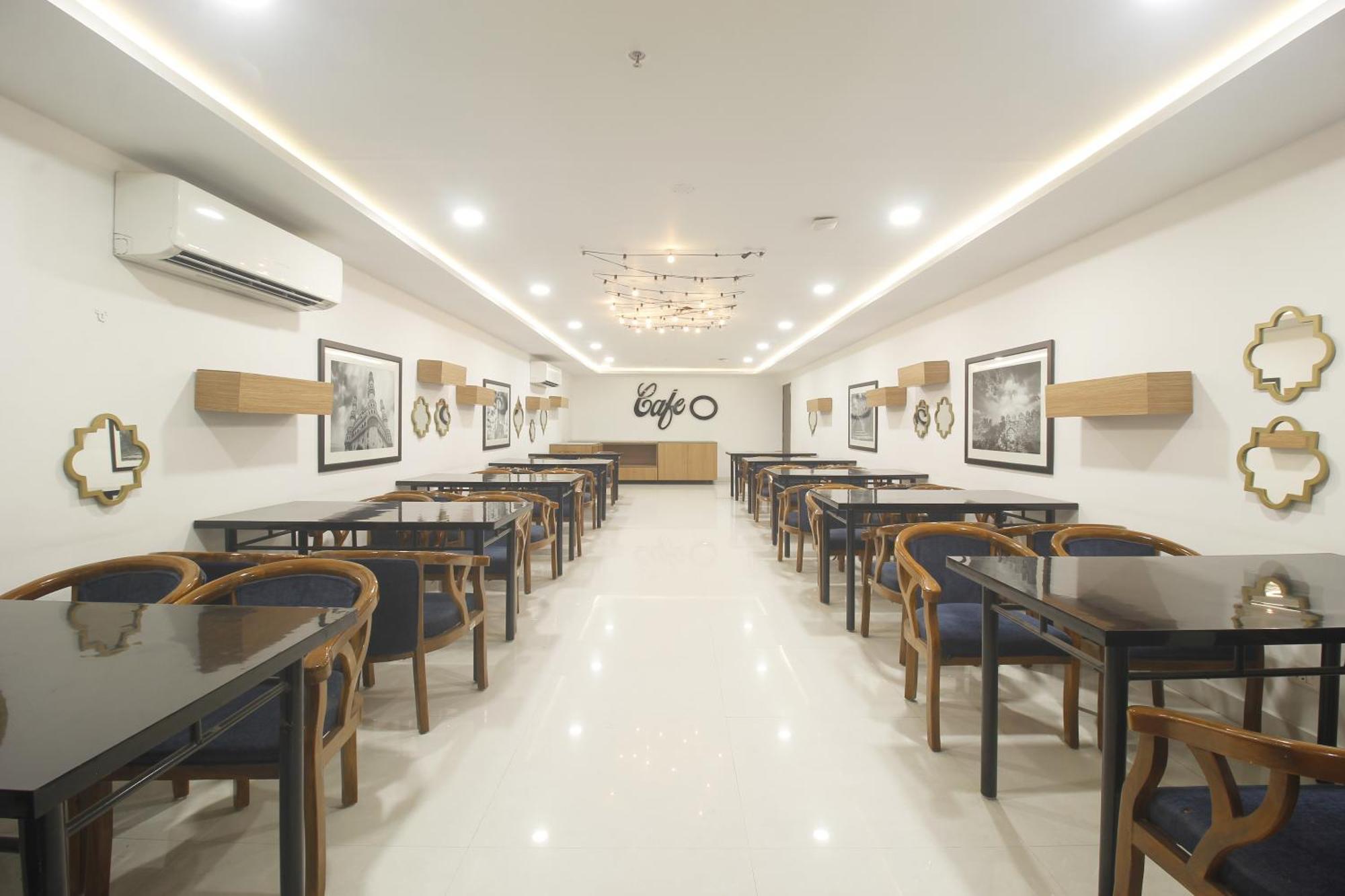 Hotel Ssr Grand Haidarábád Kültér fotó