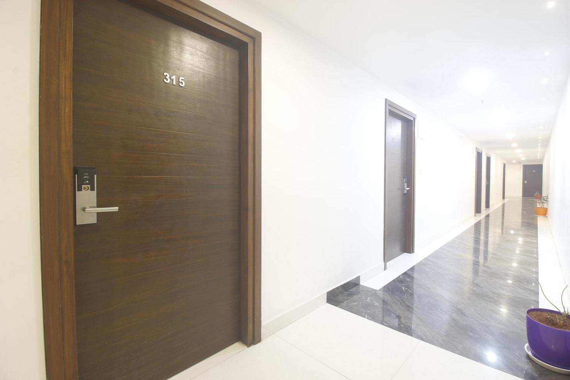 Hotel Ssr Grand Haidarábád Kültér fotó